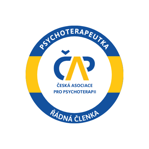 Řádná členka České asociace pro psychoterapii